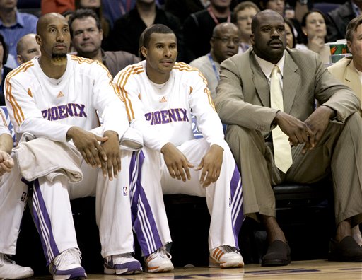 而是围绕 而是围绕