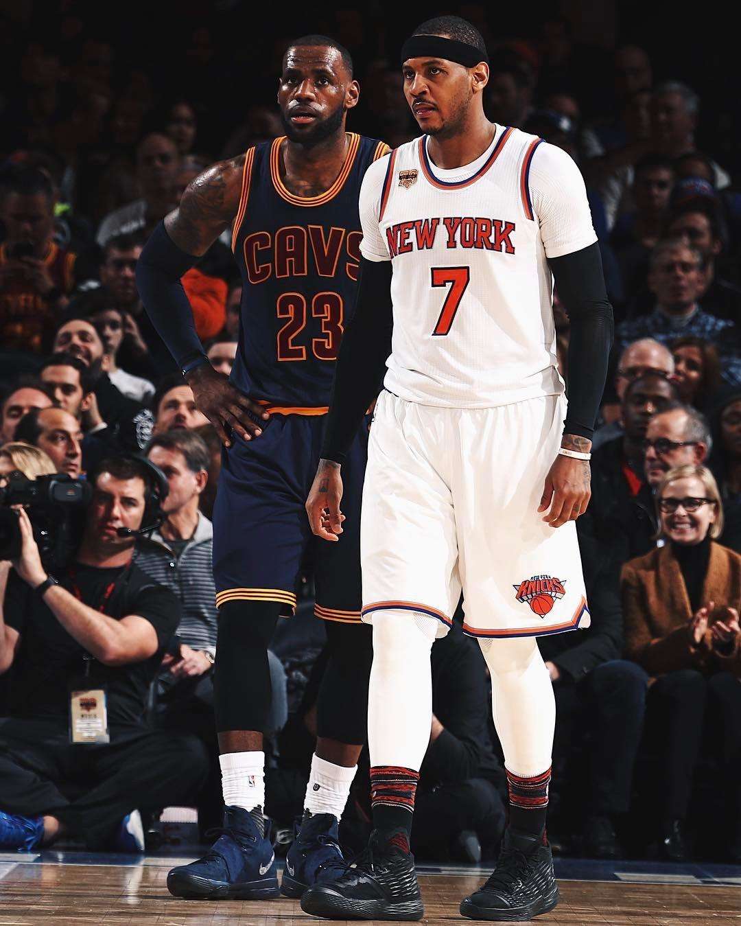 是教练在冲 是教练在冲